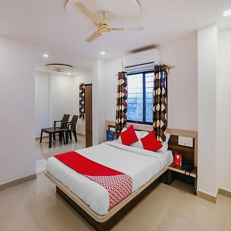 Hotel O Pingara Executive Phursungi Bagian luar foto