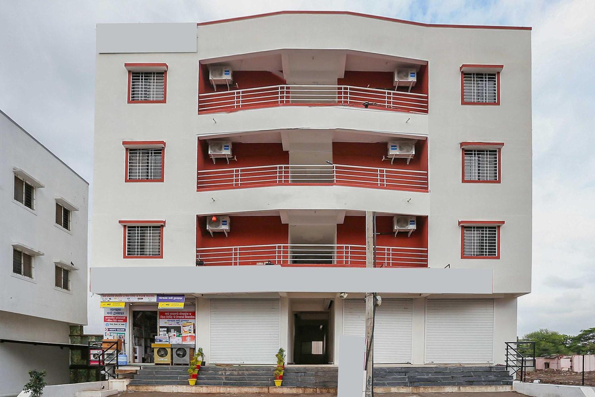 Hotel O Pingara Executive Phursungi Bagian luar foto