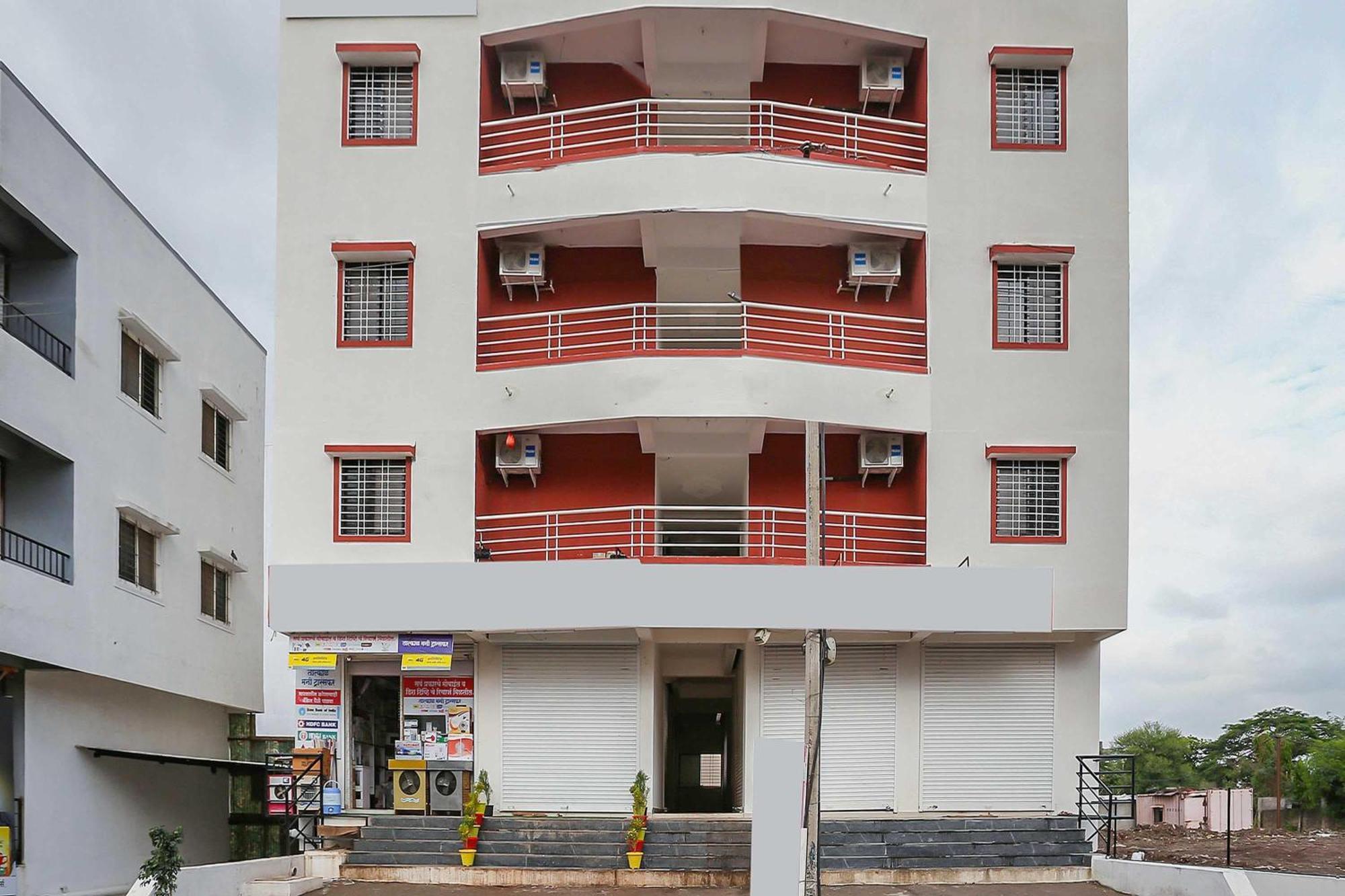 Hotel O Pingara Executive Phursungi Bagian luar foto