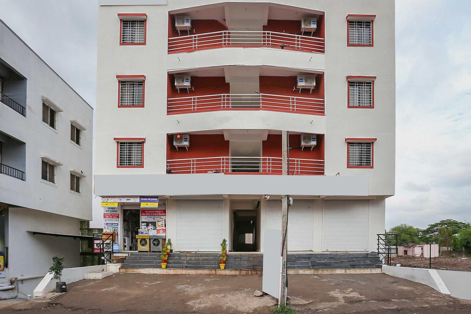 Hotel O Pingara Executive Phursungi Bagian luar foto